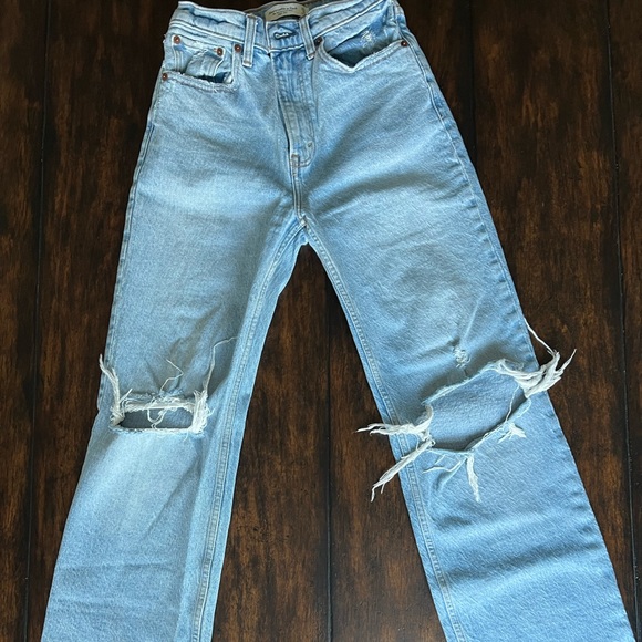 Abercrombie 90s Ultra High Rise Relaxed Jeans - Picture 1 of 5